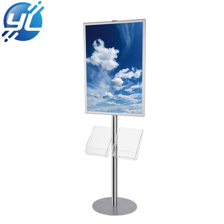 Multifunctional multilayer of metal for helmet display stand